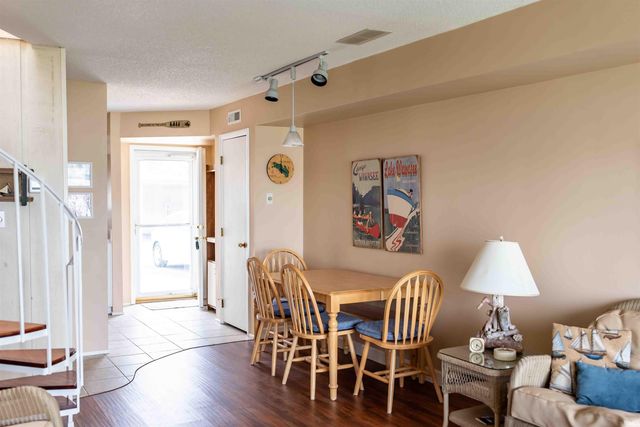 10095 N Turkey Creek Rd Apt 19, Syracuse, IN 46567