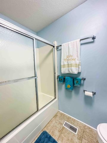 10095 N Turkey Creek Rd Apt 19, Syracuse, IN 46567