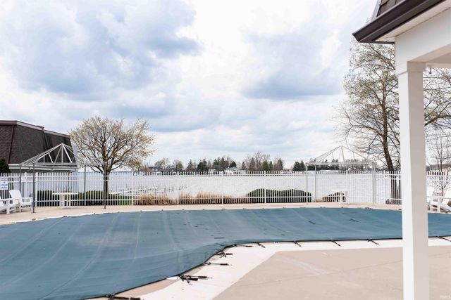 10095 N Turkey Creek Rd Apt 19, Syracuse, IN 46567