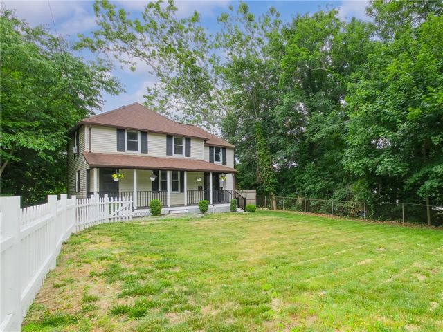 38 Padelford Avenue, East Providence, RI 02915