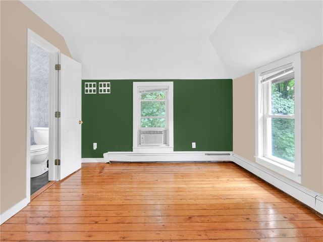 38 Padelford Avenue, East Providence, RI 02915