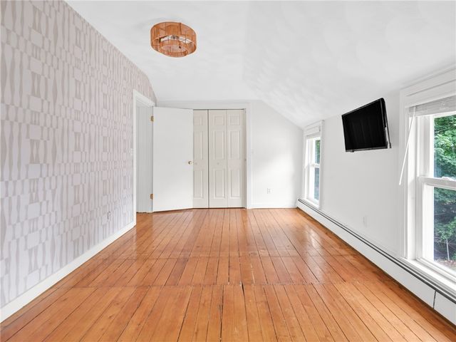 38 Padelford Avenue, East Providence, RI 02915