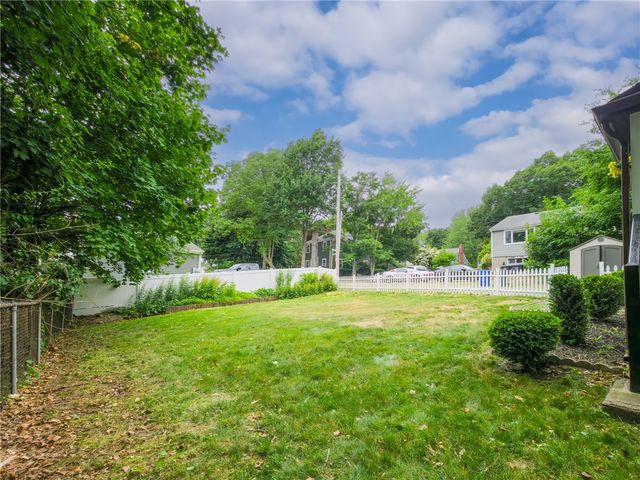 38 Padelford Avenue, East Providence, RI 02915