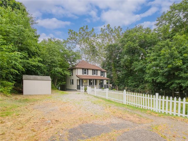 38 Padelford Avenue, East Providence, RI 02915