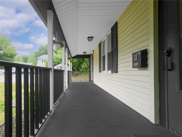 38 Padelford Avenue, East Providence, RI 02915