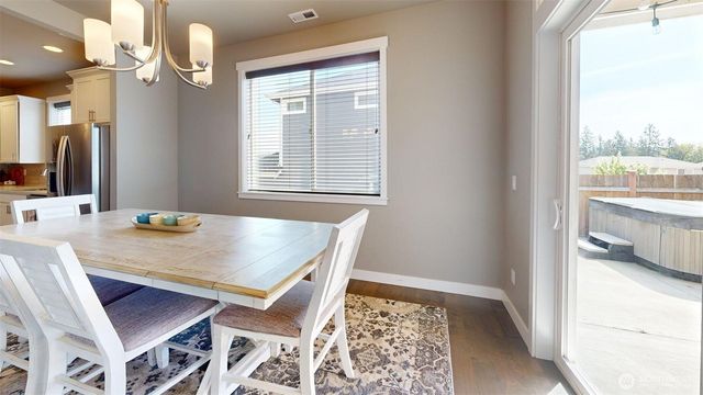 1115 NE Sockeye Court, Bremerton, WA 98311