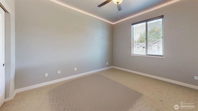 1115 NE Sockeye Court, Bremerton, WA 98311