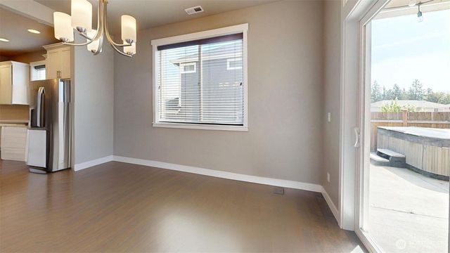 1115 NE Sockeye Court, Bremerton, WA 98311