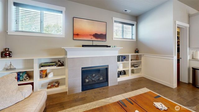 1115 NE Sockeye Court, Bremerton, WA 98311