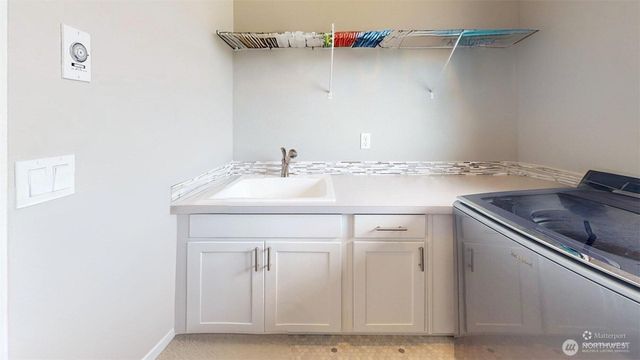 1115 NE Sockeye Court, Bremerton, WA 98311