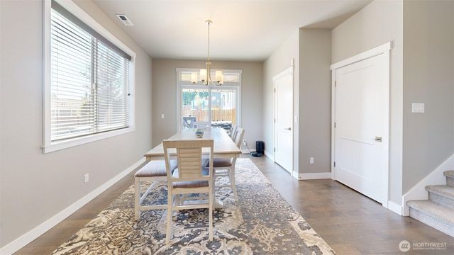 1115 NE Sockeye Court, Bremerton, WA 98311