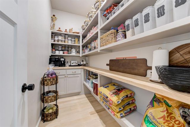 3400 Woodland Springs Drive, Norman, OK 73072