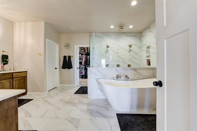 3400 Woodland Springs Drive, Norman, OK 73072