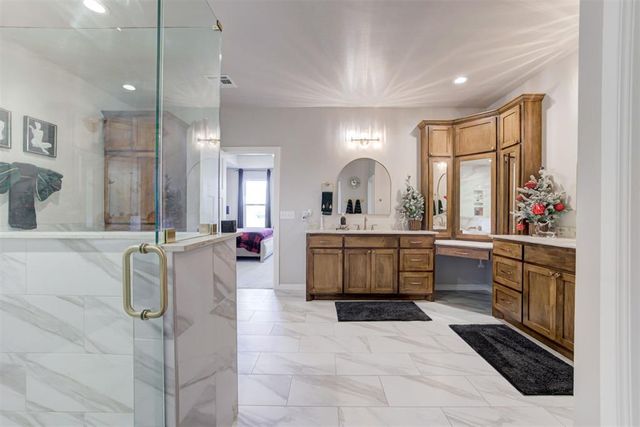 3400 Woodland Springs Drive, Norman, OK 73072