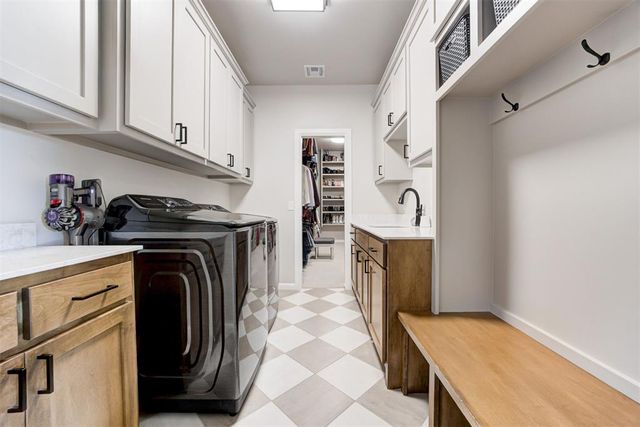 3400 Woodland Springs Drive, Norman, OK 73072