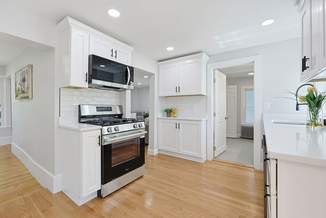 165 Chestnut St, North Attleboro, MA 02760