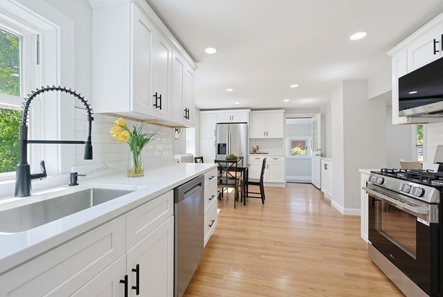 165 Chestnut St, North Attleboro, MA 02760