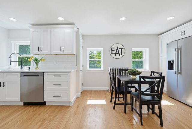 165 Chestnut St, North Attleboro, MA 02760