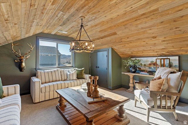 560 S 8600 E, Huntsville, UT 84317