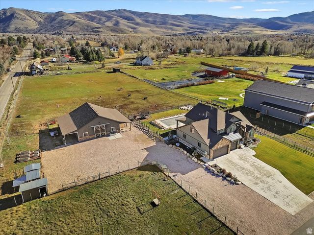 560 S 8600 E, Huntsville, UT 84317