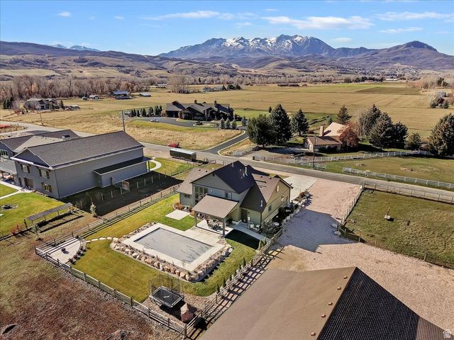 560 S 8600 E, Huntsville, UT 84317