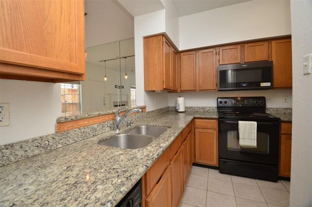 3800 Tanglewilde Street 109, Houston, TX 77063