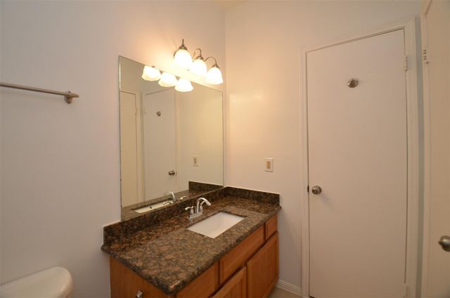 3800 Tanglewilde Street 109, Houston, TX 77063