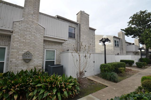 3800 Tanglewilde Street 109, Houston, TX 77063