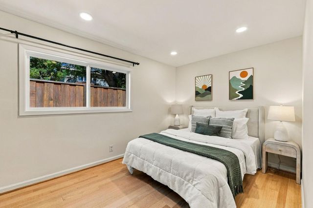 1319 Hopkins Avenue, Palo Alto, CA 94301