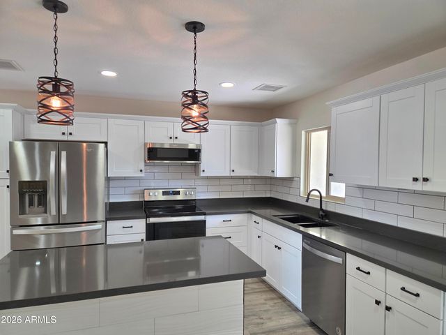 5835 E ACOMA Drive, Scottsdale, AZ 85254