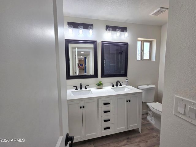 5835 E ACOMA Drive, Scottsdale, AZ 85254
