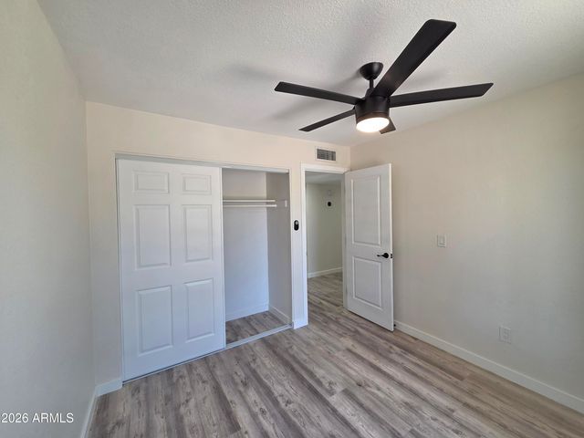 5835 E ACOMA Drive, Scottsdale, AZ 85254