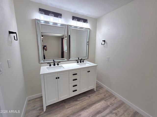 5835 E ACOMA Drive, Scottsdale, AZ 85254