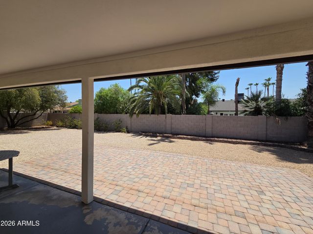 5835 E ACOMA Drive, Scottsdale, AZ 85254