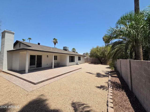 5835 E ACOMA Drive, Scottsdale, AZ 85254