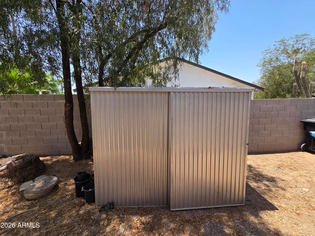 5835 E ACOMA Drive, Scottsdale, AZ 85254