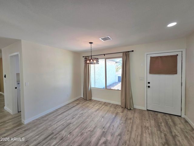5835 E ACOMA Drive, Scottsdale, AZ 85254