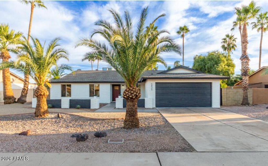 5835 E ACOMA Drive, Scottsdale, AZ 85254