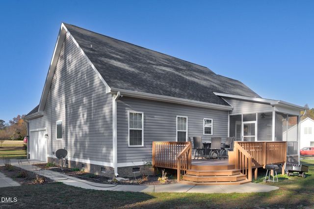 8763 Surrey Top Road, Bailey, NC 27807