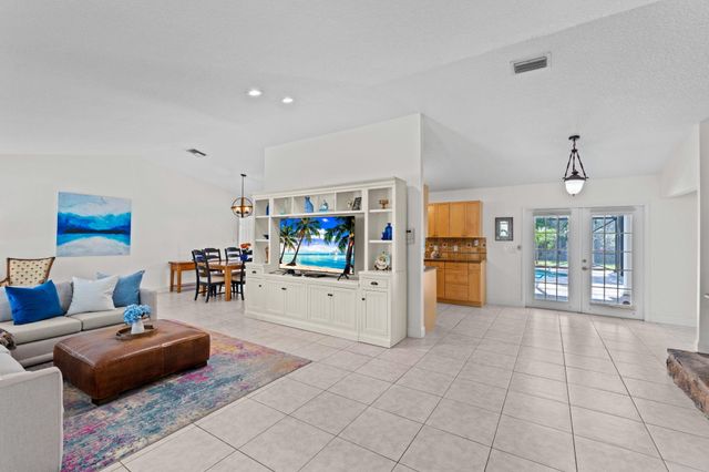 240 Sulky Way, Wellington, FL 33414