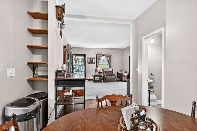 2140 Uniondale Drive, Stow, OH 44224