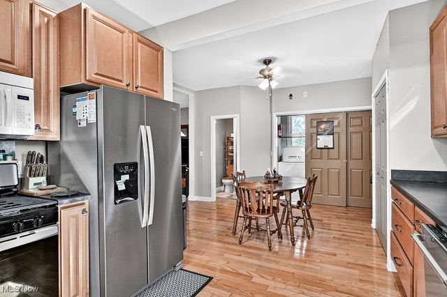 2140 Uniondale Drive, Stow, OH 44224