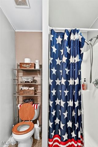 2140 Uniondale Drive, Stow, OH 44224