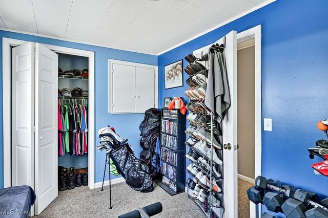 2140 Uniondale Drive, Stow, OH 44224