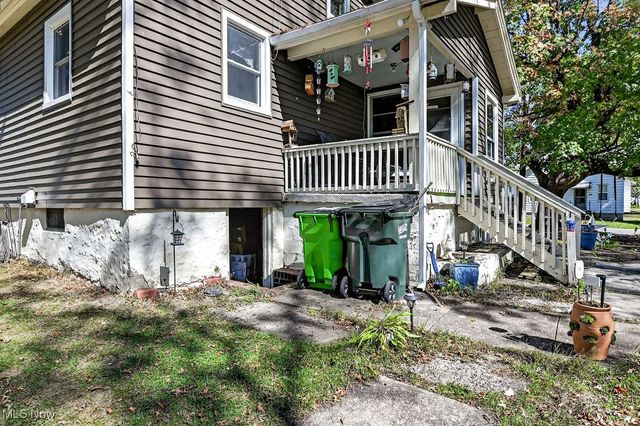 2140 Uniondale Drive, Stow, OH 44224