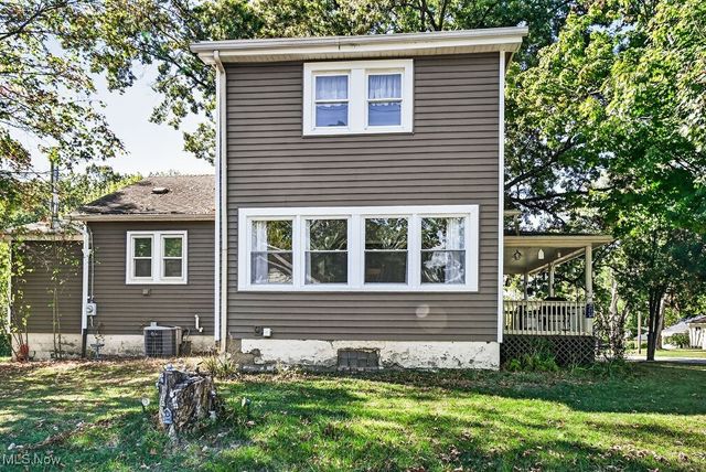 2140 Uniondale Drive, Stow, OH 44224