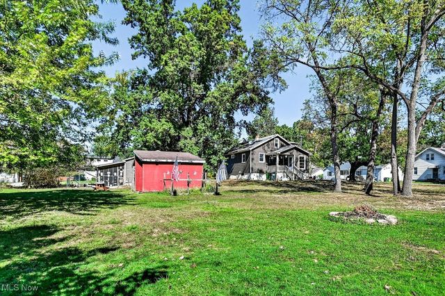 2140 Uniondale Drive, Stow, OH 44224