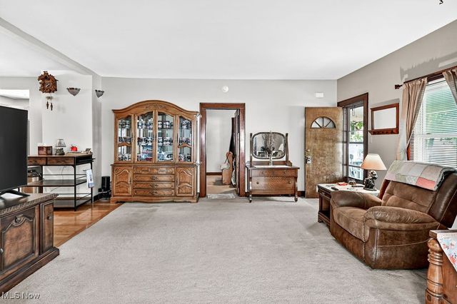 2140 Uniondale Drive, Stow, OH 44224