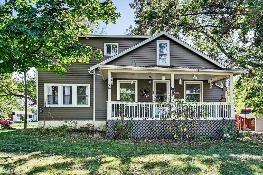 2140 Uniondale Drive, Stow, OH 44224