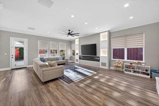 19127 Legend Court, Morgan Hill, CA 95037